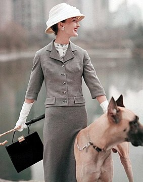 50s fashion outfit with hat